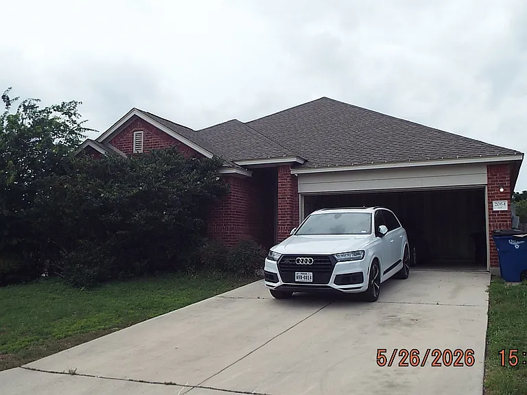 2064 Dove Crossing Dr — Photo 1