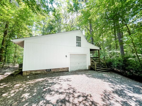 7144 Persimmon Ln
