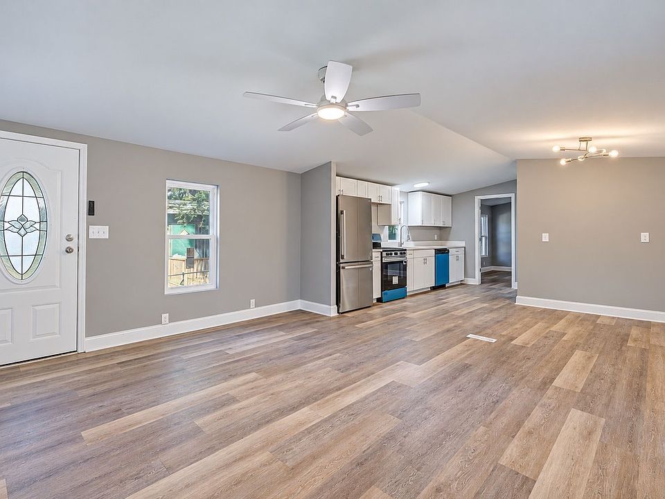 2nd image of 151 Hershey Cir