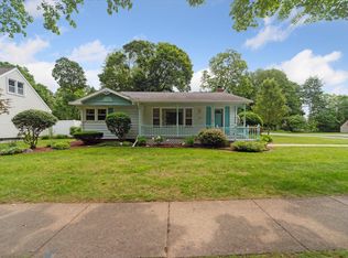 727 Hall Blvd, Mason, MI 48854