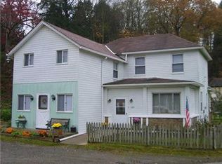 2088 Millerstown Rd, Tarentum, PA 15084