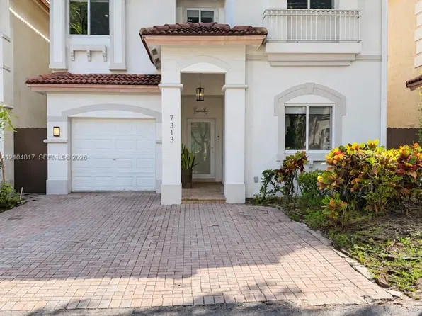 7313 NW 113th Pl, Doral, FL 33178