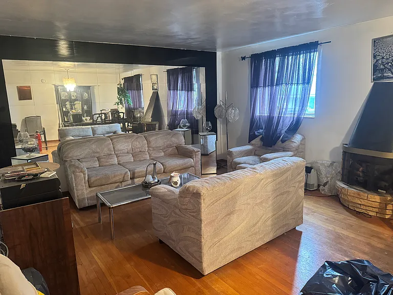 2340 Park Hill Dr — Photo 8