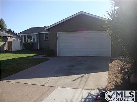 1st image of 819 Camellia St