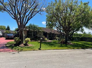 15030 SW 154th Ter, Miami, FL 33187
