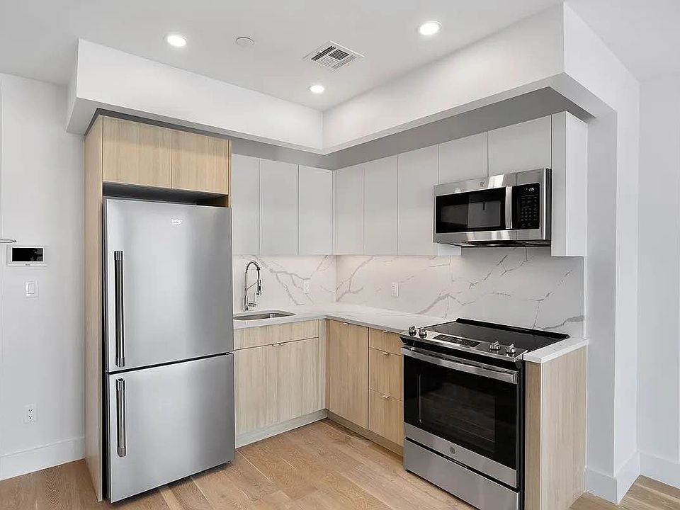 1st image of 1173 Rogers Ave APT 3D