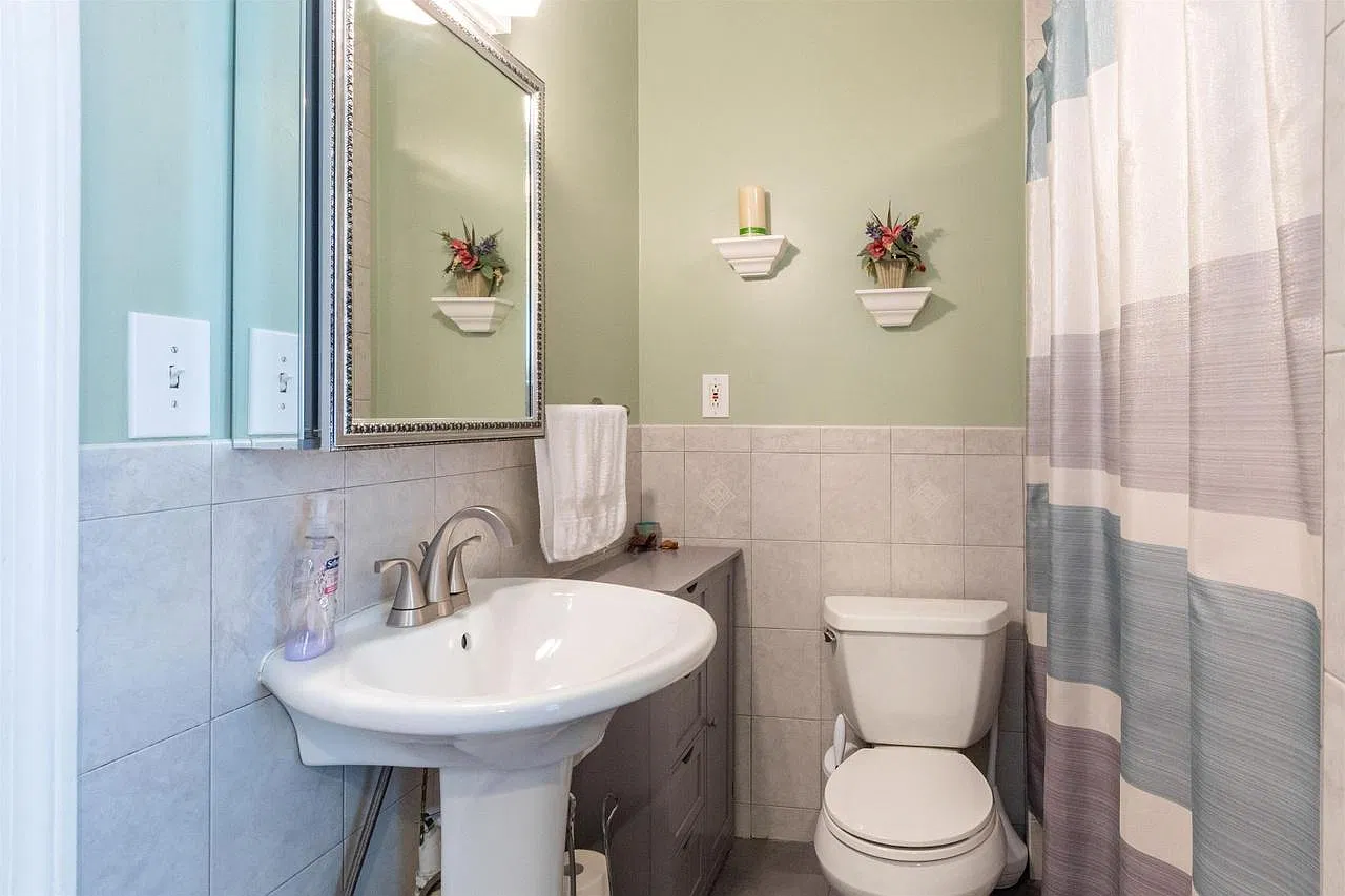 2 bed, 1548 sqft, $2,300 — Photo 4