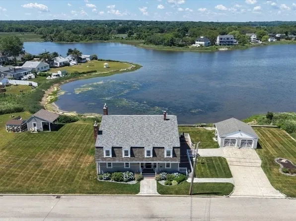 76 Surfside Rd, Scituate, MA 02066