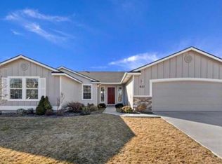 827 E Sicily Ct, Meridian, ID 83642