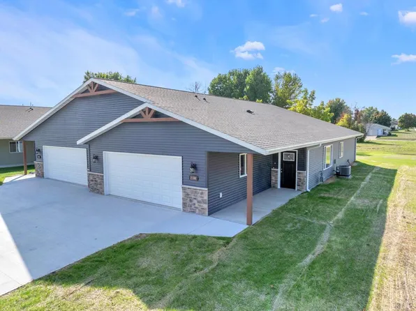 2100 South 21st STREET, Manitowoc, WI 54220