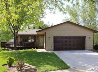 4616 S Bluestem Cir, Sioux Falls, SD 57106