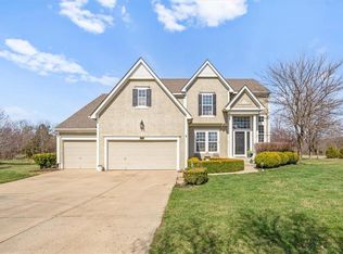 18518 W 252nd St, Paola, KS 66071