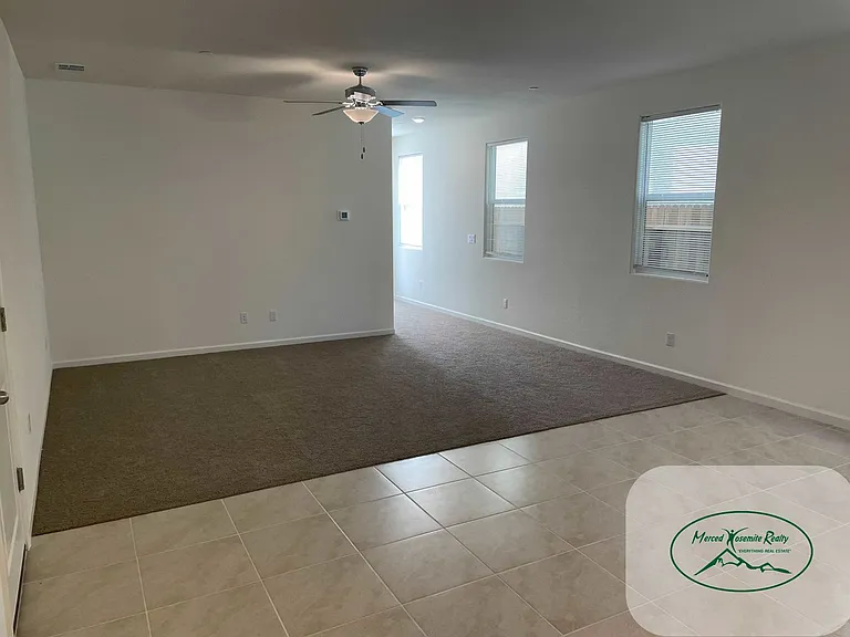 272 Shafer Ave — Photo 3