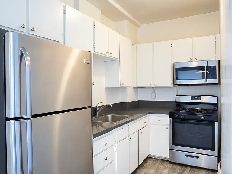 Carlton Lofts — Photo 30