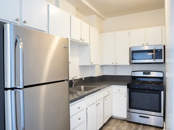 Carlton Lofts, 5611 Carlton Way APT 503, Los Angeles, CA 90028