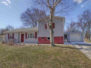 712 Colorado St, Marysville, MI