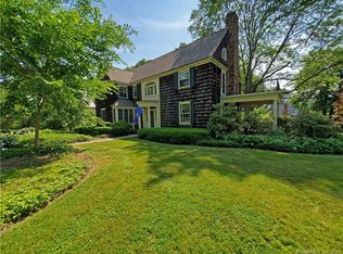 45 Woodside Cir, Hartford, CT 06105