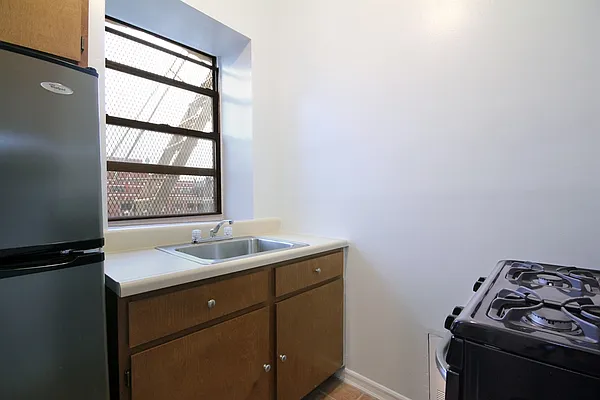 Rented by Corcoran | media 22