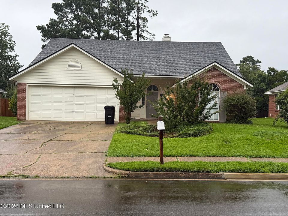 1st image of 1848 Lincolnshire Blvd