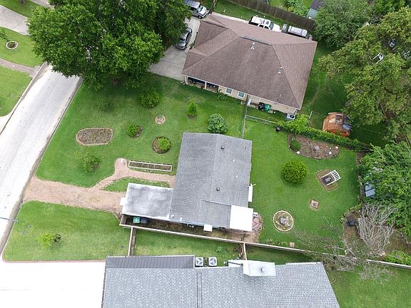 5th image of 1315 Woodcrest Dr