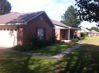 163 Middle Rd, Conway, AR 72032