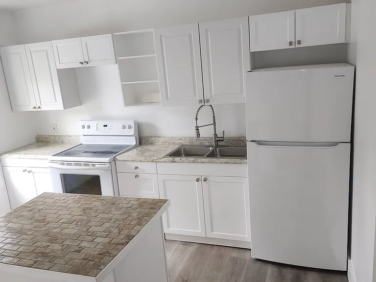 1205 S Madison Ave #3 — Photo 22