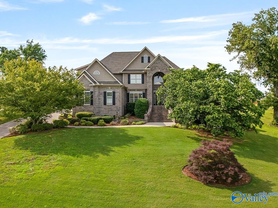 1st image of 9073 Brigadoon Dr