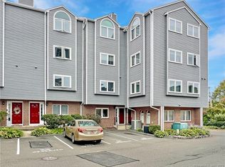 7 Seir Hill Rd APT 13, Norwalk, CT 06850