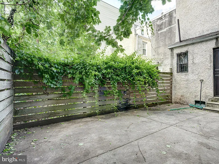 2166 N 7th St — Photo 10