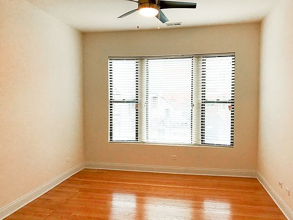 5th image of 3945 N Janssen Ave #2442596
