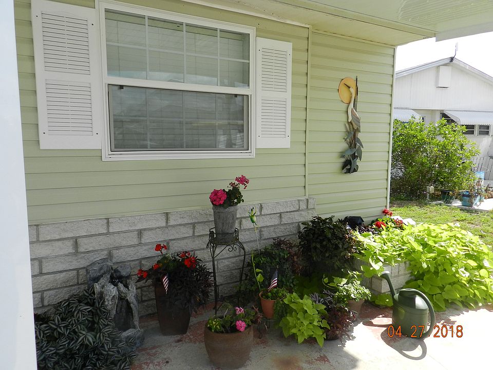 1st image of 33 Red Quill Cir