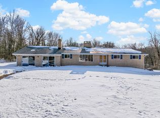 186 Owego Tpke, Shohola, PA 18458