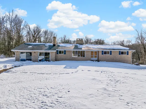 186 Owego Tpke, Shohola, PA 18458