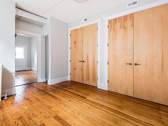 3rd image of 2023 W Grace St APT 1
