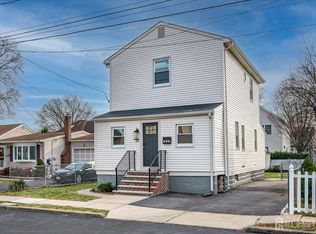 237 Mawbey St, Woodbridge, NJ 07095