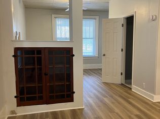 618 N 5th St #2, Springfield, IL 62702