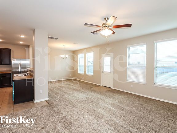 4th image of 9935 Yanet Grove Ln