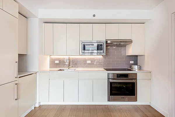 Rented by Reuveni LLC | media 27