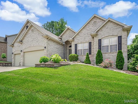 2nd image of 6142 Stone Wolfe Dr