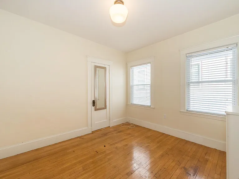 31 Champney St #2 — Photo 8