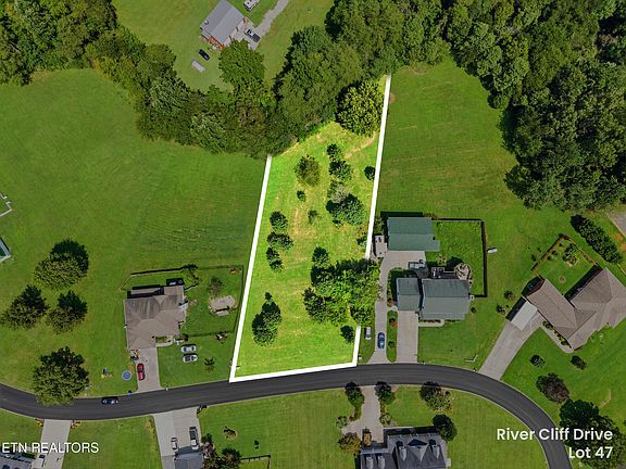 5th image of River Cliff Dr