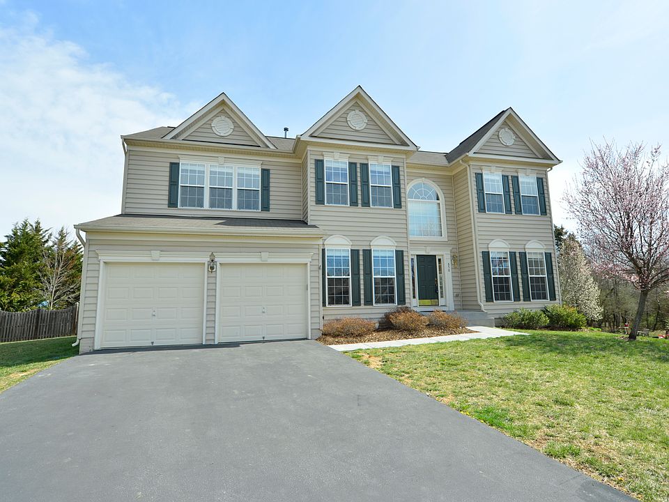 1st image of 850 Village Ct