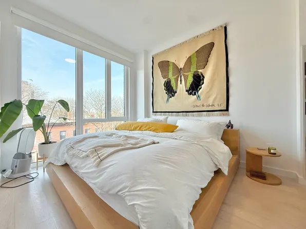 151 Carlton Avenue image 1 of 11