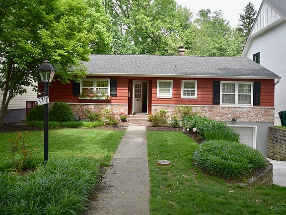 3rd image of 3760 Broadview Dr
