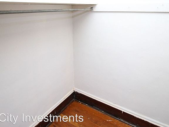 5th image of 1369 W 112th St APT 305