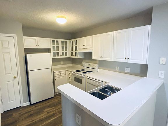 5th image of 515 Spring Forest Rd APT B