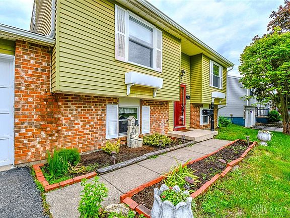 2nd image of 190 Woburn Farm Cir