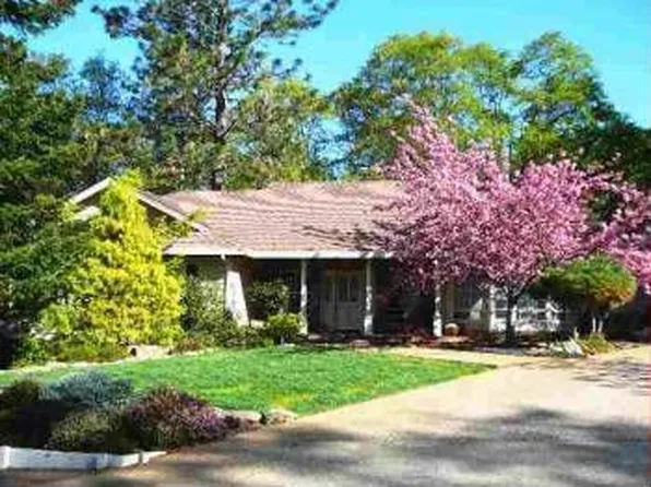 1681 Sweetbrier Ln, Paradise, CA 95969