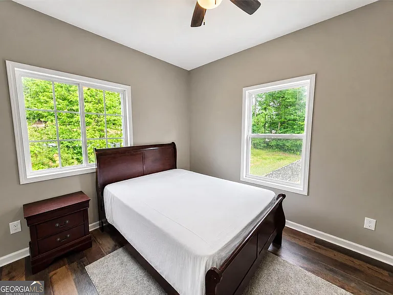 5589 River Rd #B — Photo 20
