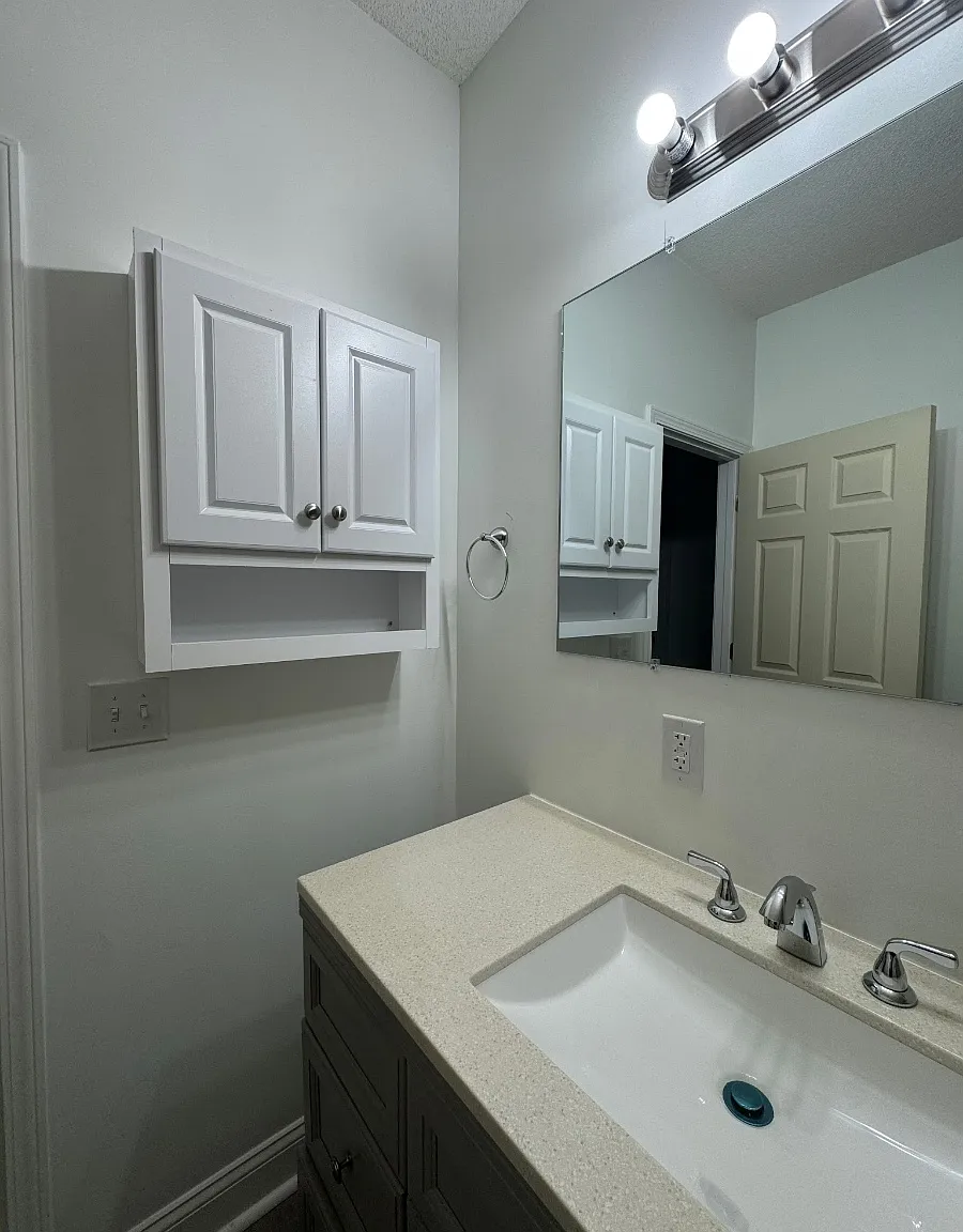 3 bed, 1751 sqft, $1,800 — Photo 2